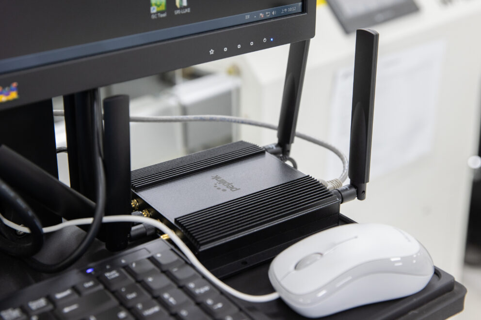 Peplink MAX BR1 Pro gallery